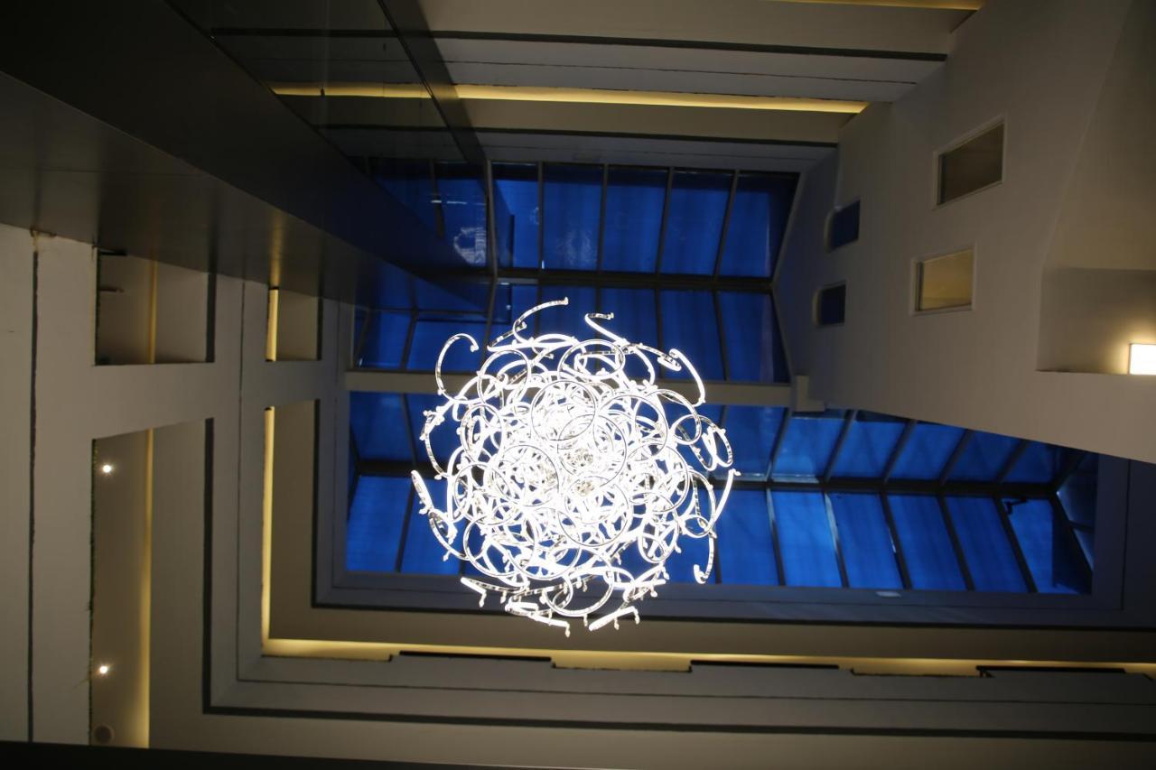 Kaya Hotel Amman Exteriör bild